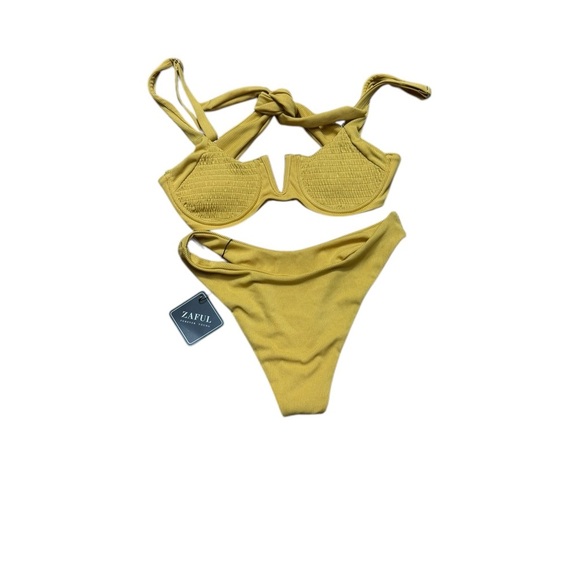 Zaful .  Yellow Bikini Set - Picture 1 of 4